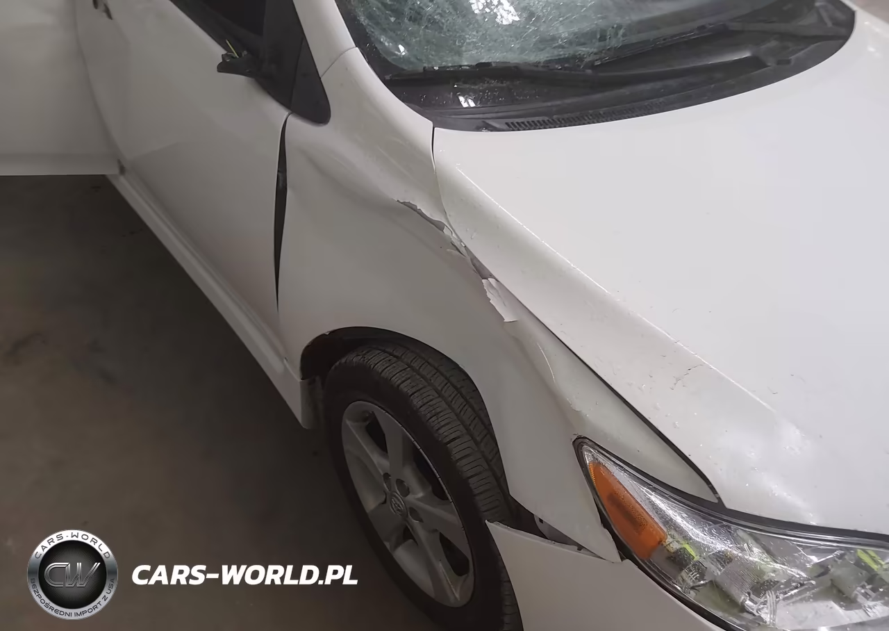 2011 Toyota Corolla S VIN:2T1BU4EE0BC696022 - 6