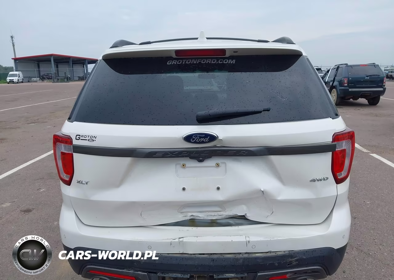 2017 Ford Explorer Xlt VIN:1FM5K8D80HGD52413 - 6