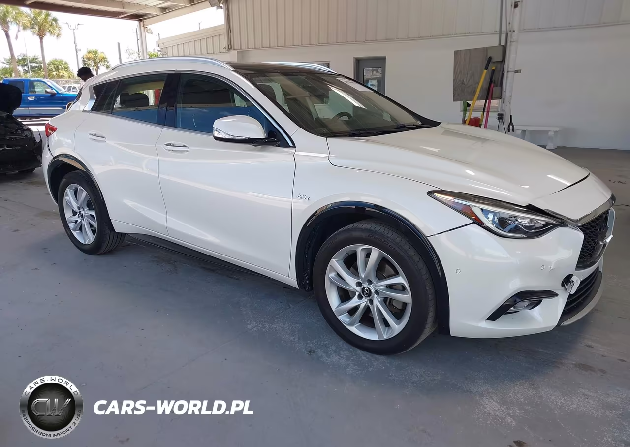 2017 Infiniti Qx30 Premium
