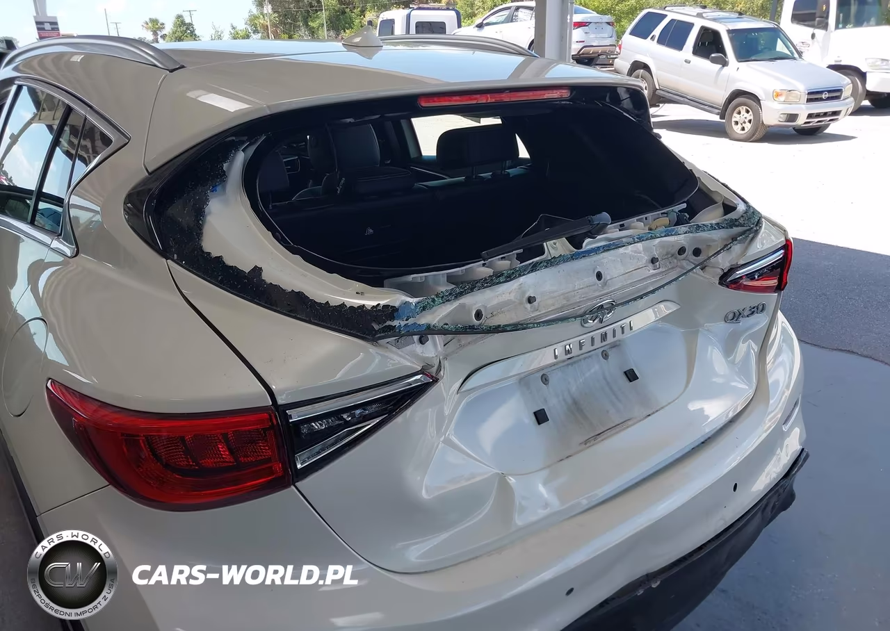 2017 Infiniti Qx30 Premium VIN:SJKCH5CP3HA037462 - 6