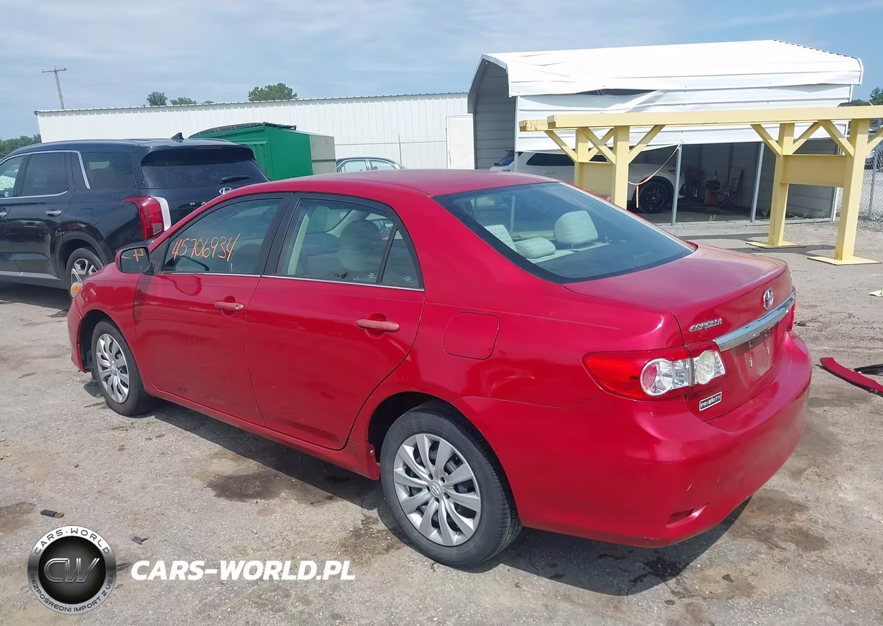 2013 Toyota Corolla Le VIN:2T1BU4EE8DC056739 - 3