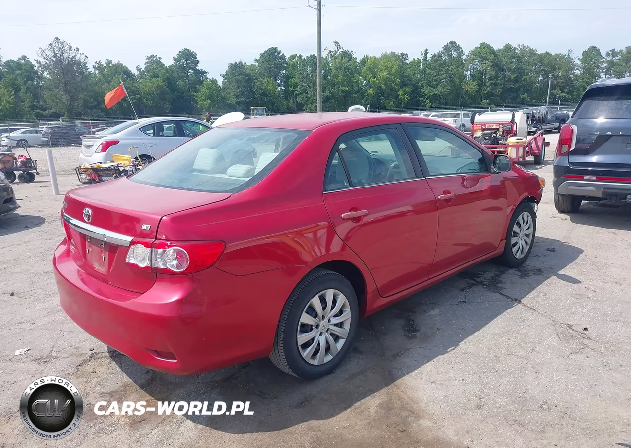 2013 Toyota Corolla Le VIN:2T1BU4EE8DC056739 - 4