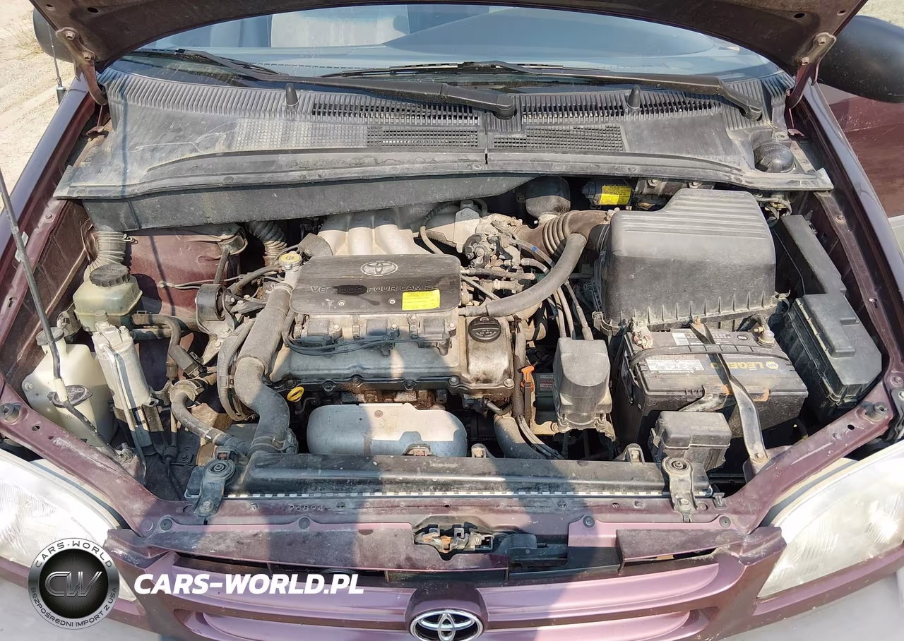 2000 Toyota Sienna Le VIN:4T3ZF13C1YU316743 - 10
