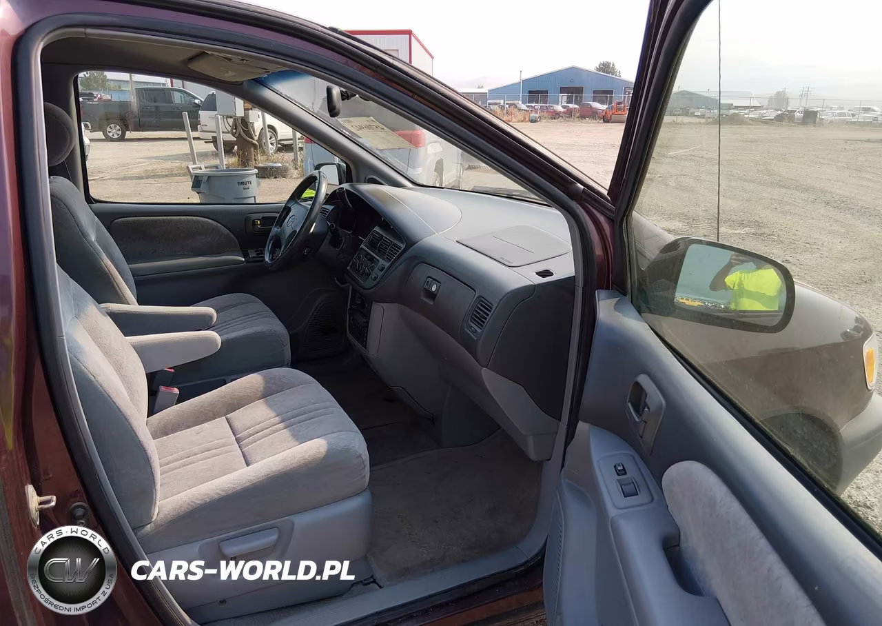 2000 Toyota Sienna Le VIN:4T3ZF13C1YU316743 - 5