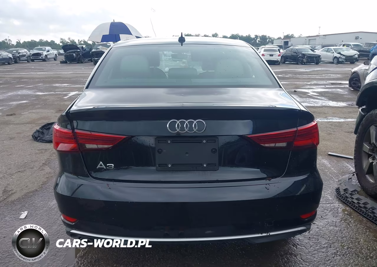 2018 Audi A3 2.0T Premium-2.0T Tech Premium VIN:WAUAUGFF5J1010755 - 16