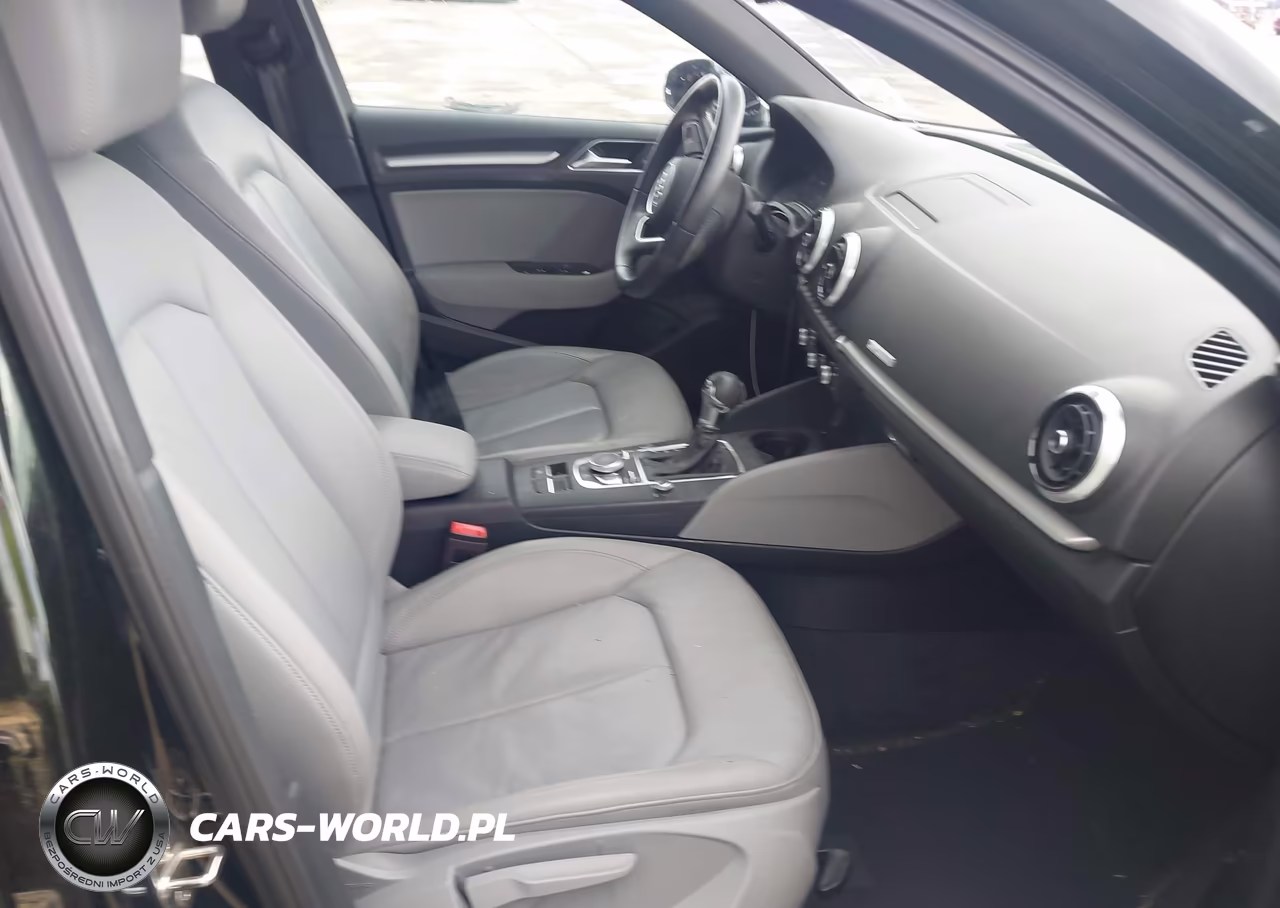 2018 Audi A3 2.0T Premium-2.0T Tech Premium VIN:WAUAUGFF5J1010755 - 5