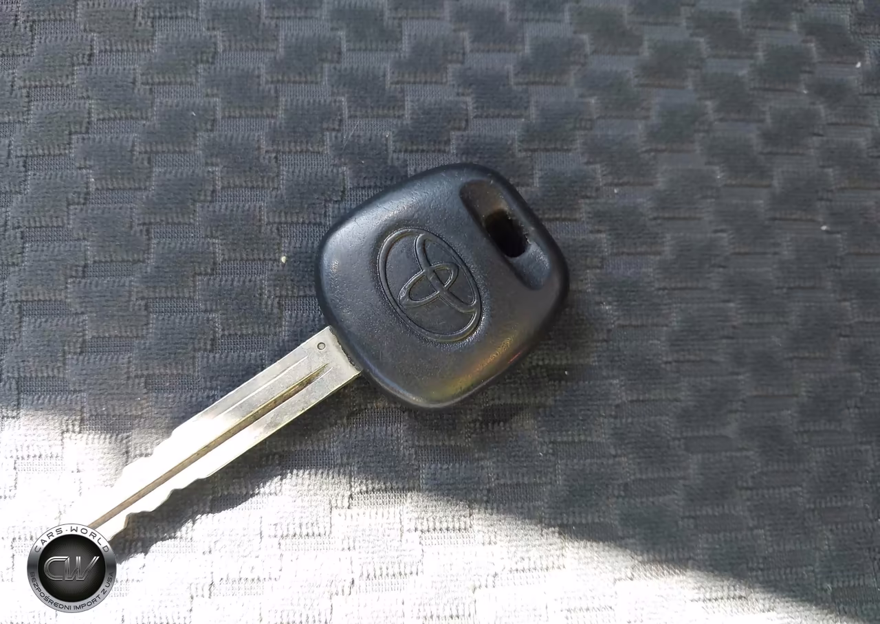 2007 Toyota Corolla S VIN:2T1BR30E77C814531 - 11