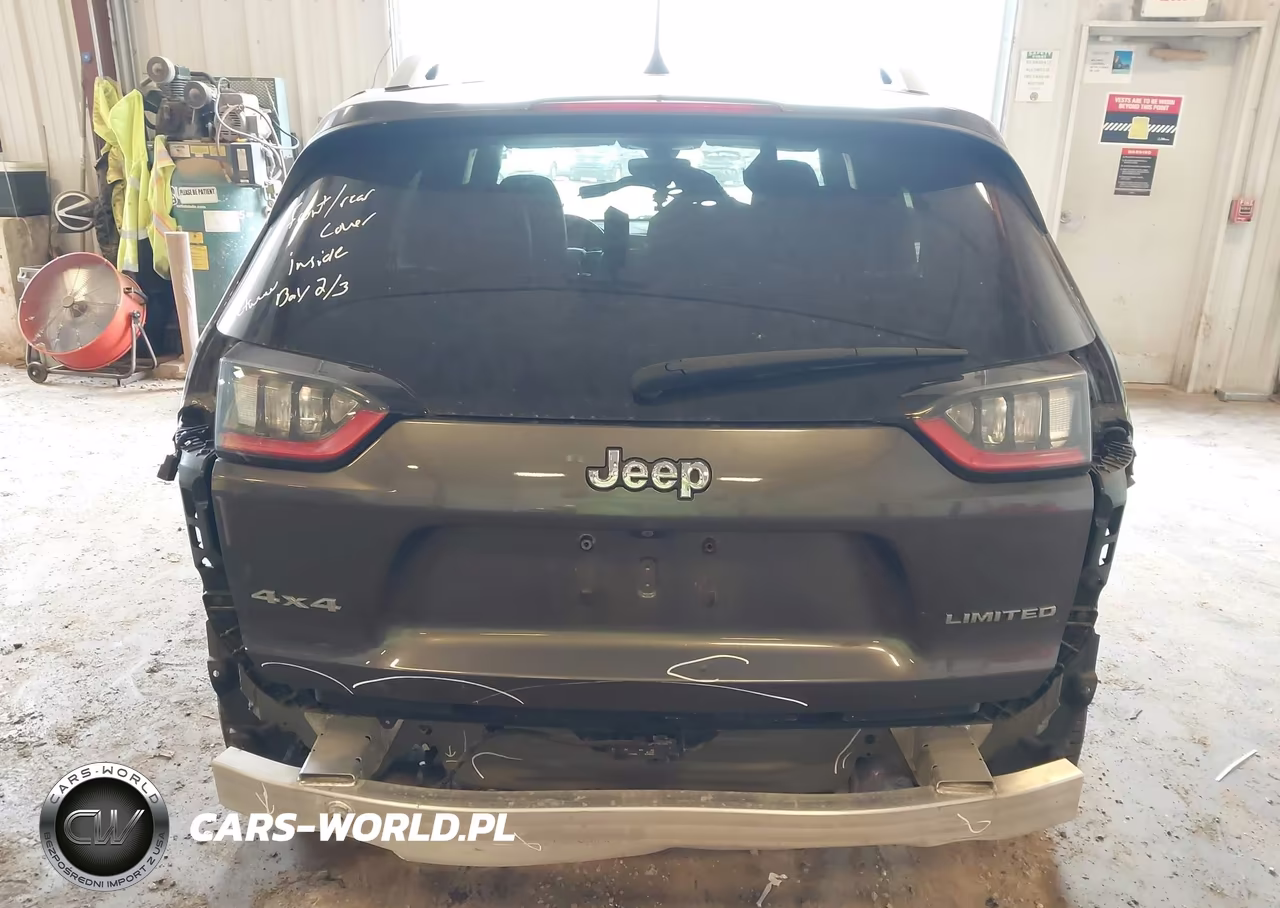 2020 Jeep Cherokee Limited 4X4 VIN:1C4PJMDN3LD549052 - 16