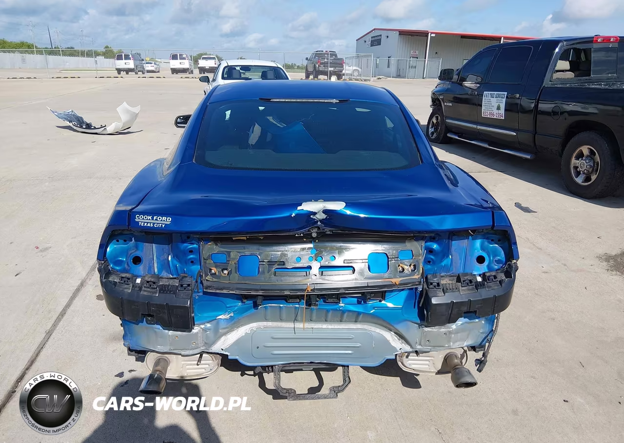 2018 Ford Mustang Ecoboost VIN:1FA6P8TH1J5118977 - 17