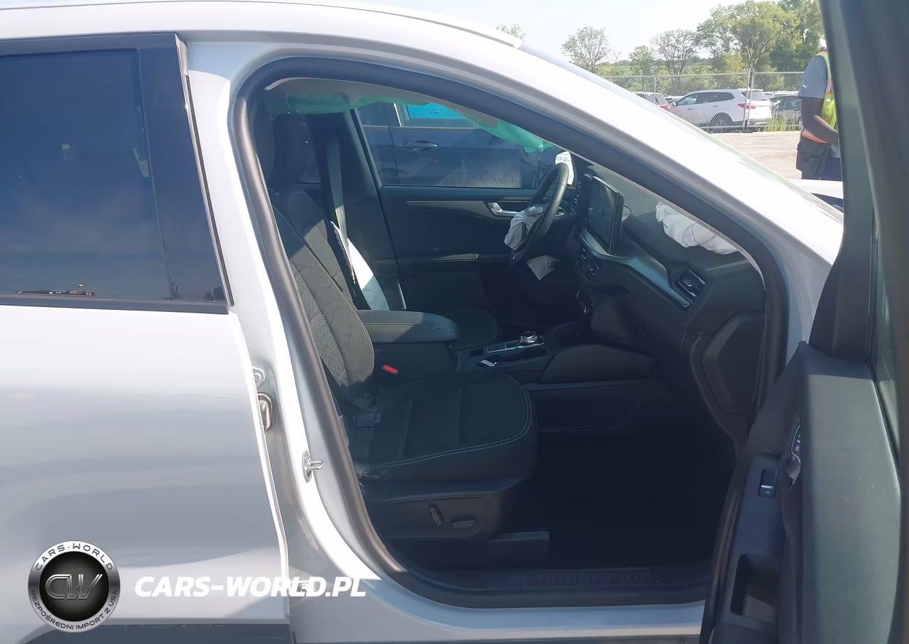 2025 Ford Escape Active VIN:1FMCU9GN7SUA05369 - 5