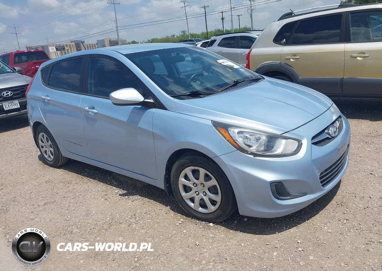 2013 Hyundai Accent Gs – zdjęcie 1 z 11