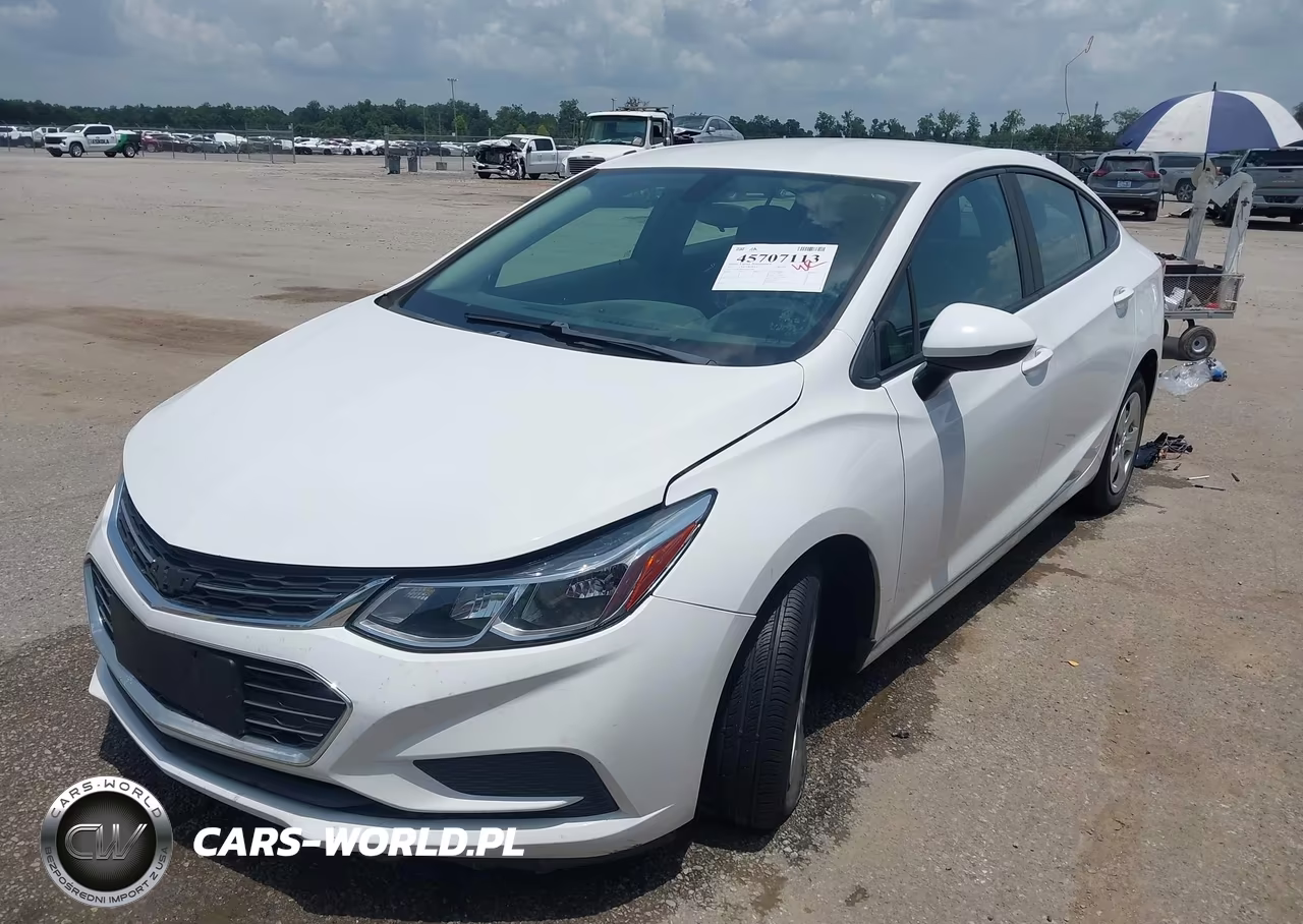 2017 Chevrolet Cruze Ls Auto VIN:3G1BC5SM5HS529681 - 2