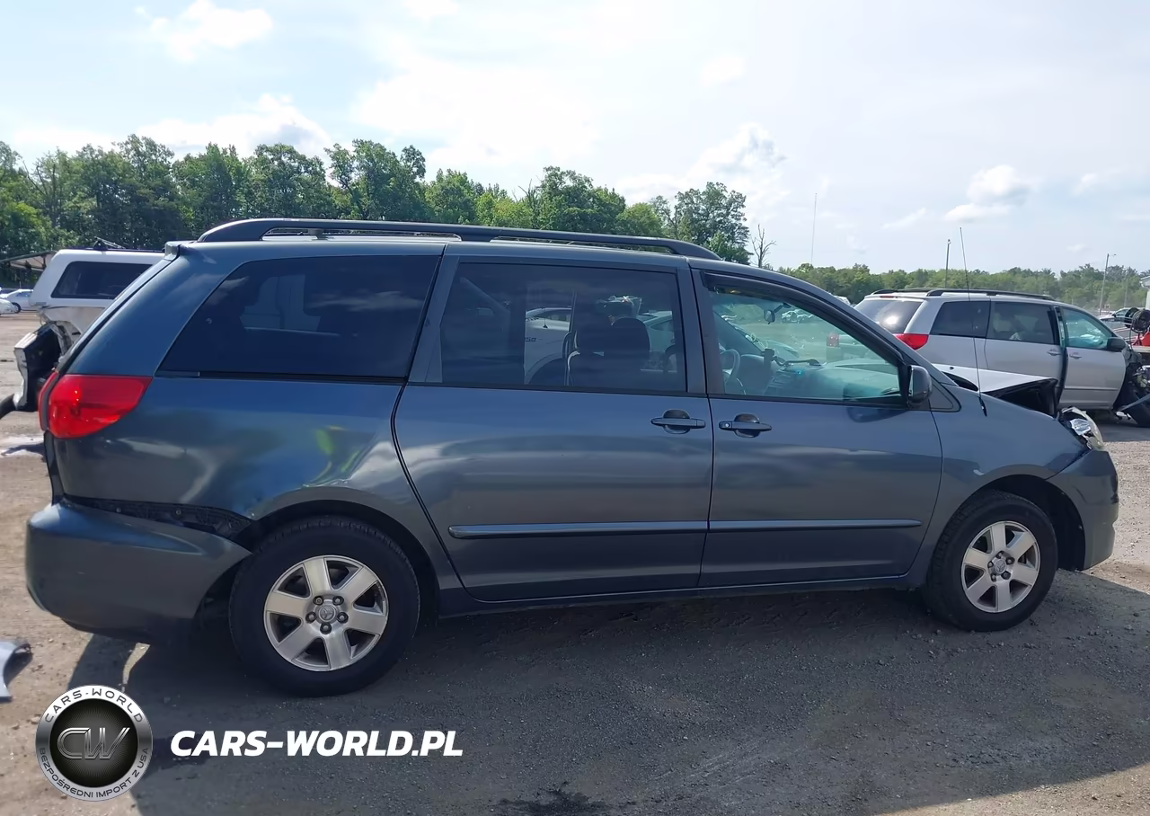2009 Toyota Sienna Le VIN:5TDZK23C39S272202 - 13
