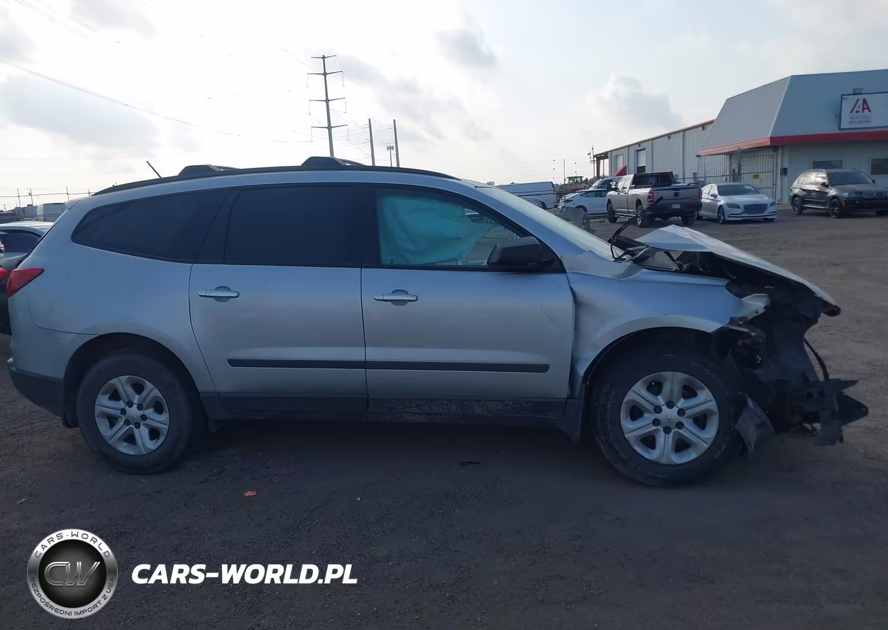 2011 Chevrolet Traverse Ls VIN:1GNKRFED6BJ410836 - 14