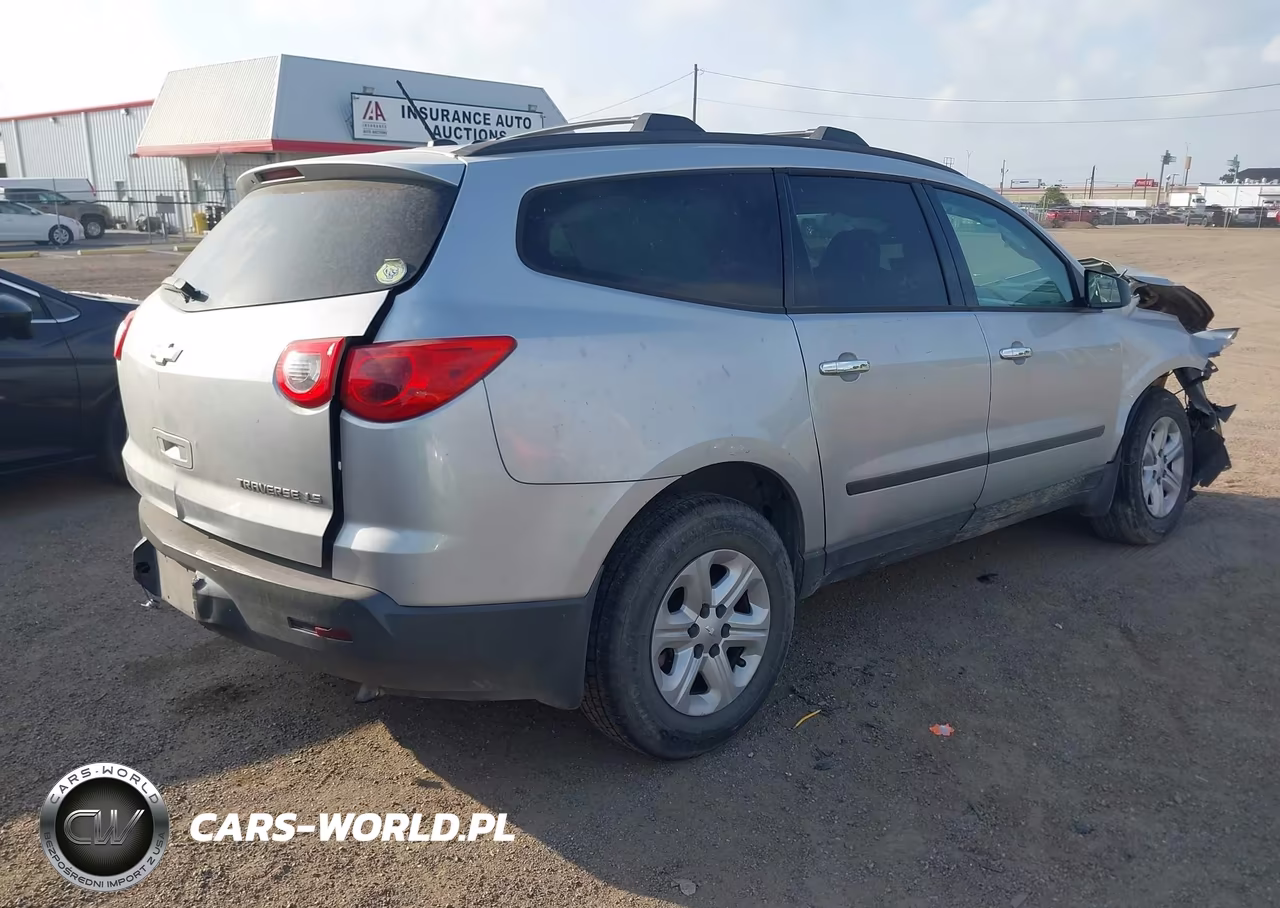 2011 Chevrolet Traverse Ls VIN:1GNKRFED6BJ410836 - 4