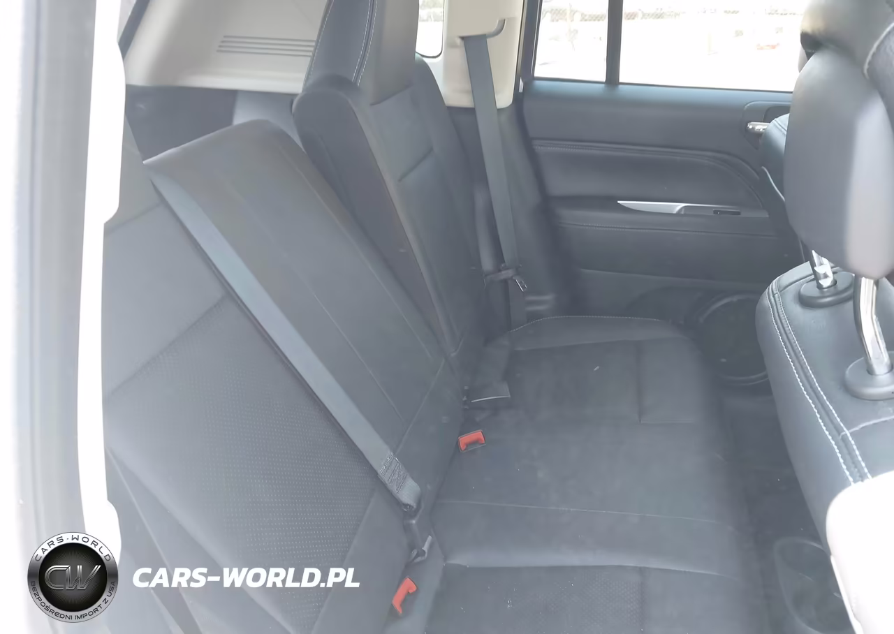 2015 Jeep Compass High Altitude Edition VIN:1C4NJDEB2FD427377 - 8