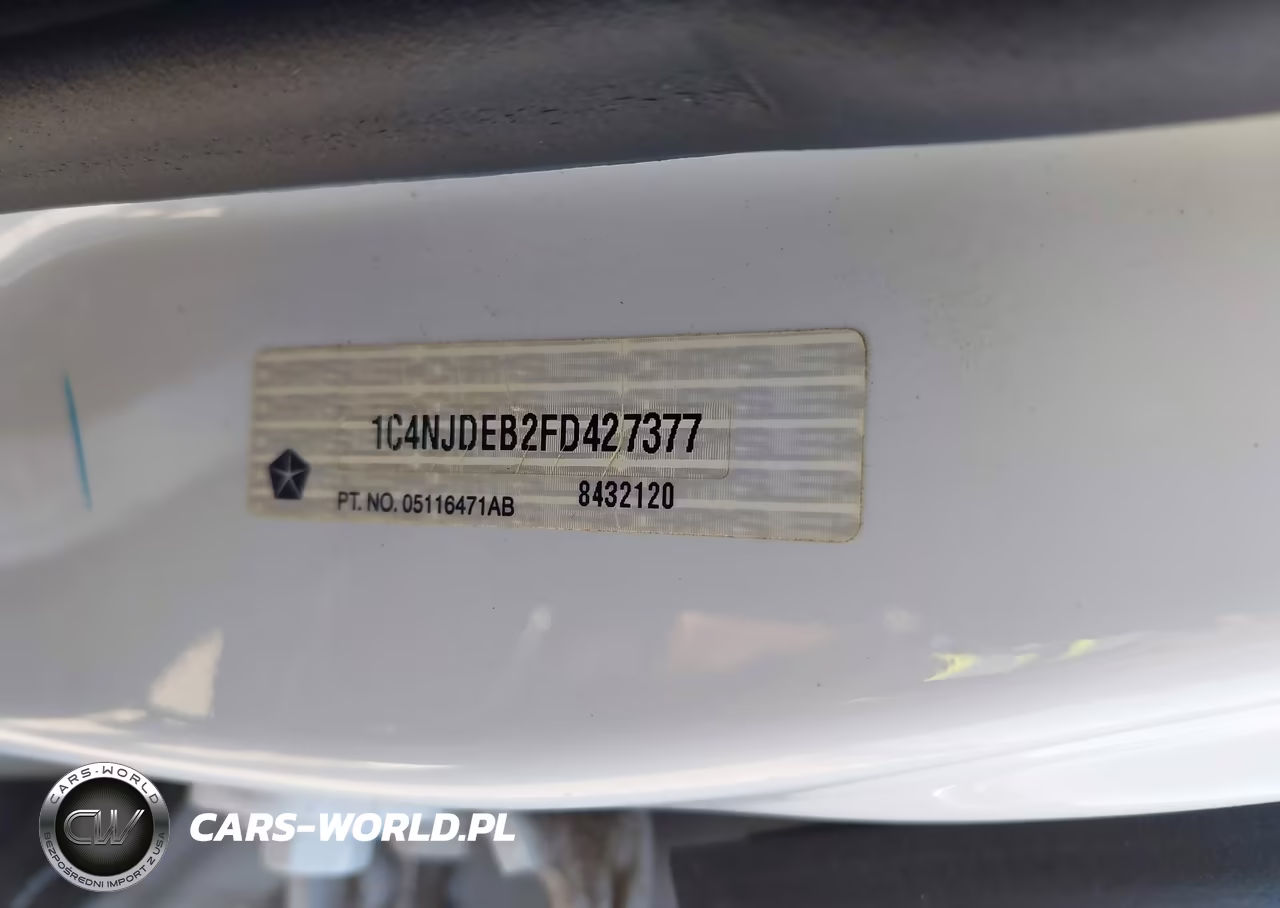 2015 Jeep Compass High Altitude Edition VIN:1C4NJDEB2FD427377 - 9