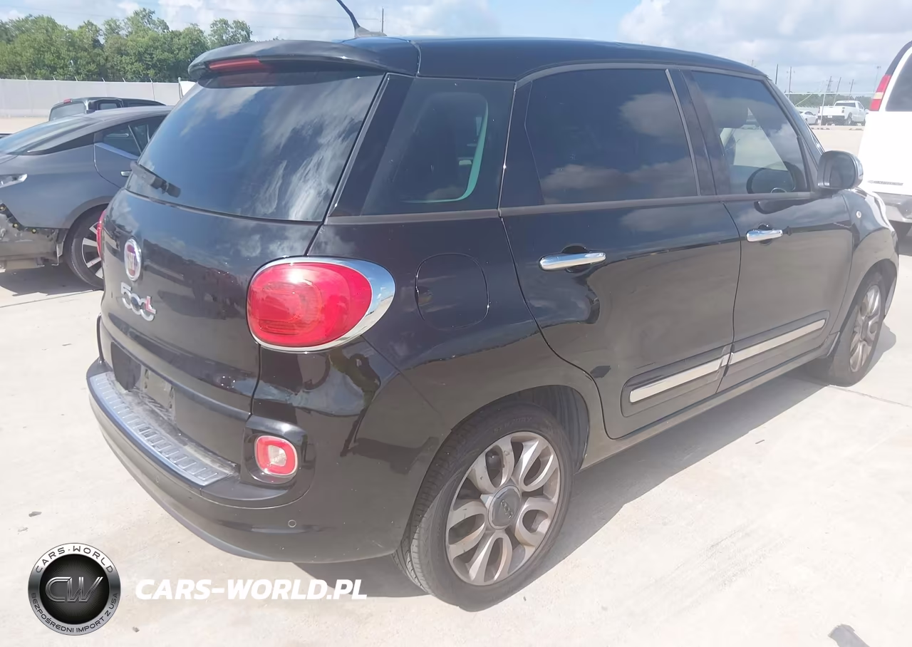 2015 Fiat 500L Lounge VIN:ZFBCFACH5FZ036762 - 4