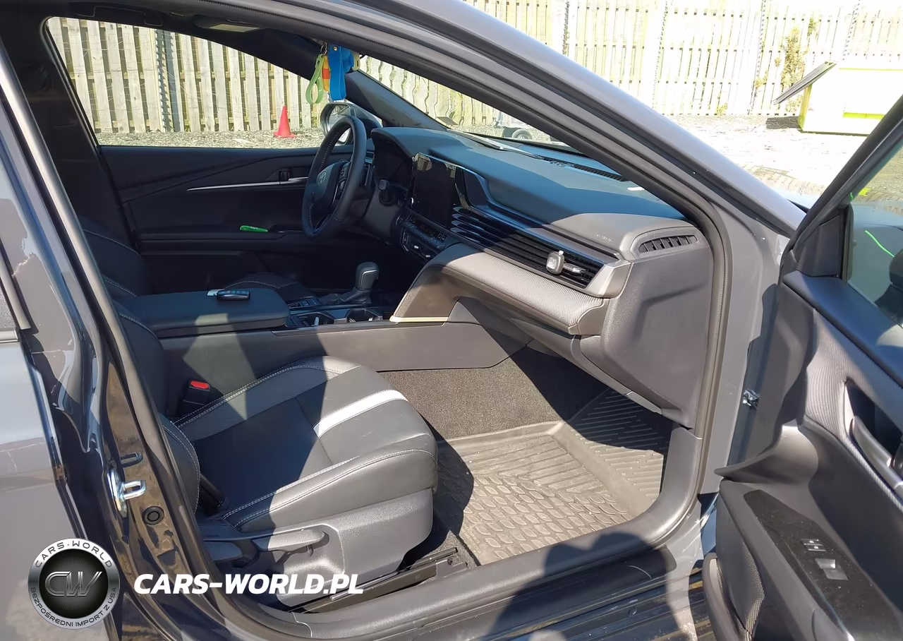 2026 Toyota Camry Se VIN:4T1DAACK6TU209706 - 5