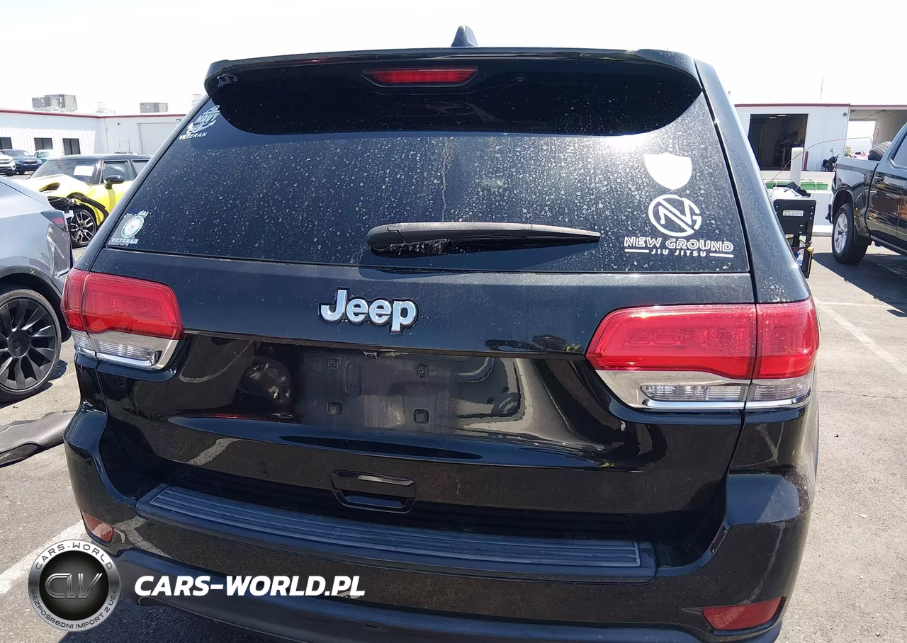 2014 Jeep Grand Cherokee Laredo VIN:1C4RJEAG7EC317048 - 16