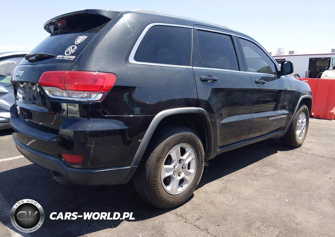 2014 Jeep Grand Cherokee Laredo VIN:1C4RJEAG7EC317048 - 4