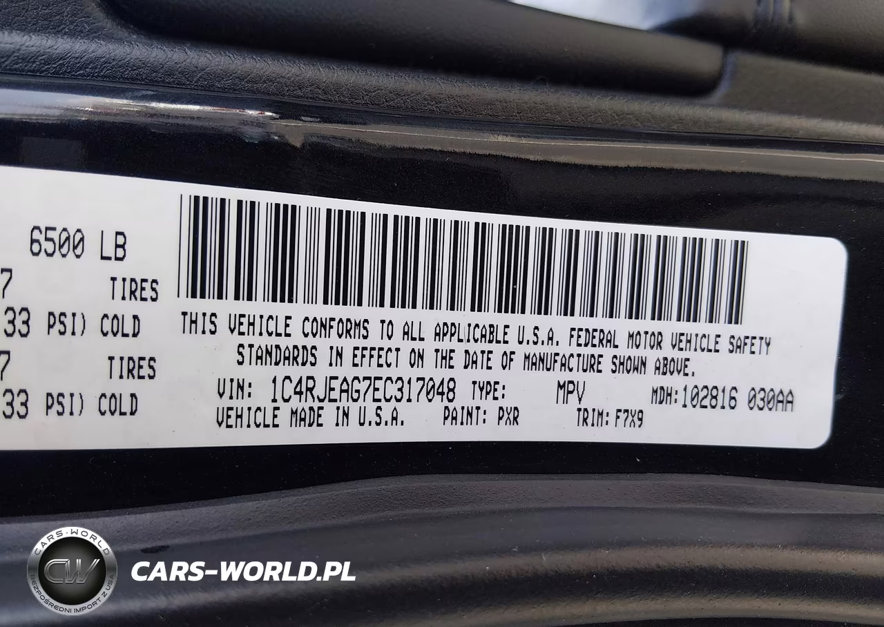 2014 Jeep Grand Cherokee Laredo VIN:1C4RJEAG7EC317048 - 9