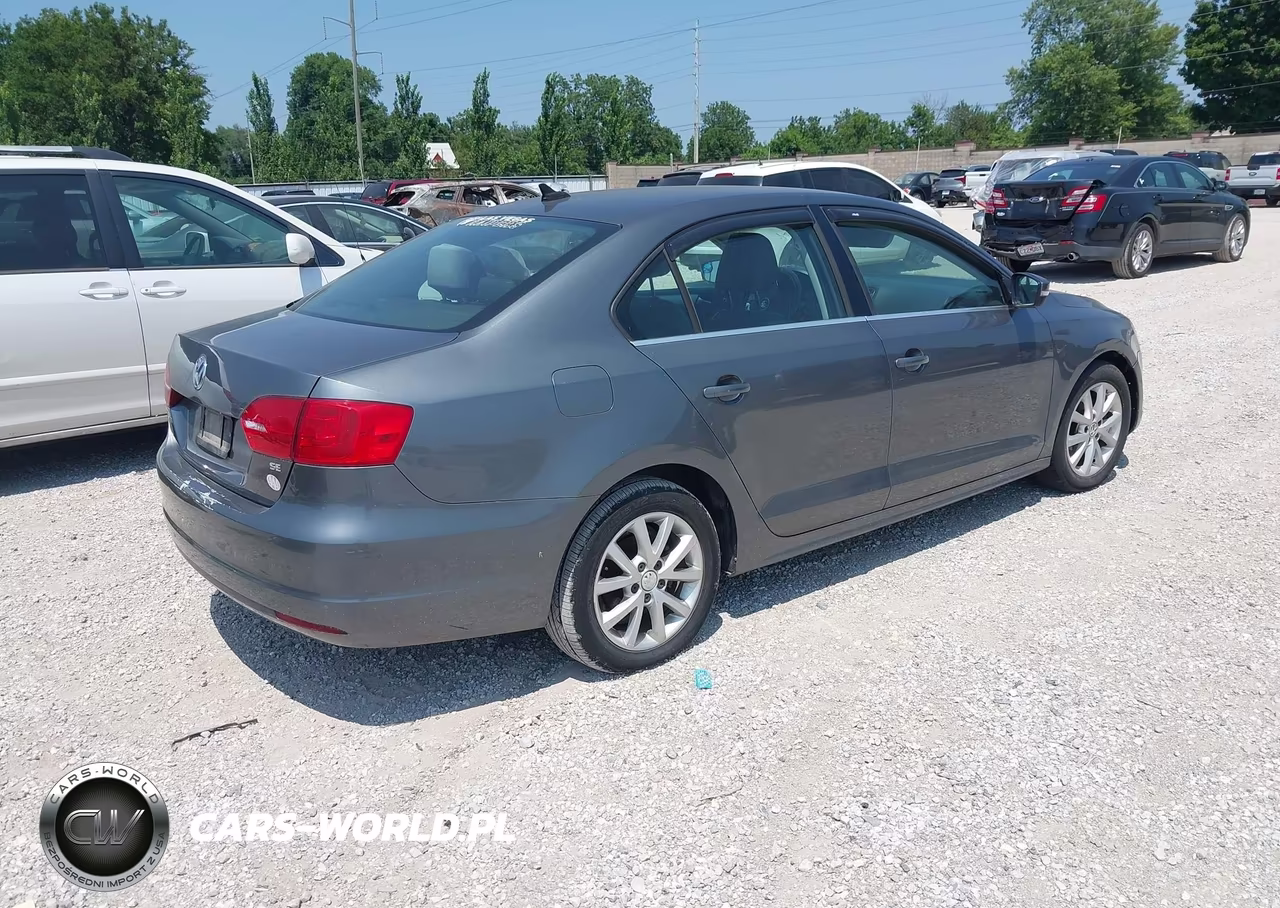 2014 Volkswagen Jetta 1.8T Se VIN:3VWB07AJ3EM203412 - 4