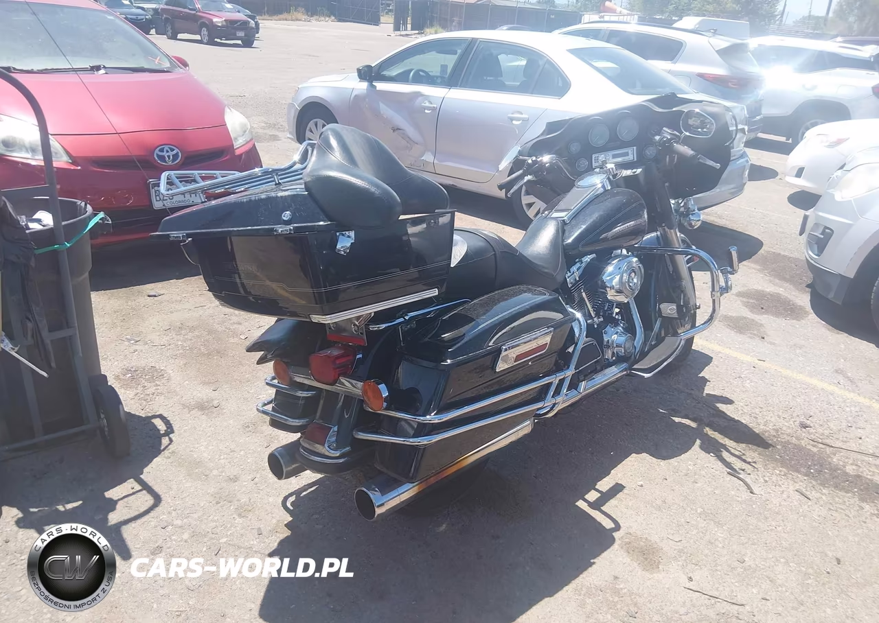 2007 Harley-Davidson Flht Classic VIN:1HD1FF4107Y700619 - 4