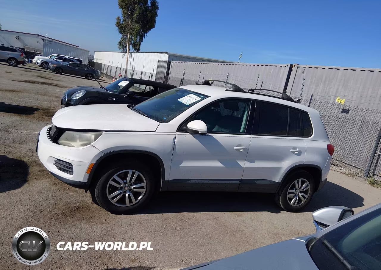 2014 Volkswagen Tiguan S VIN:WVGAV3AX8EW530784 - 15