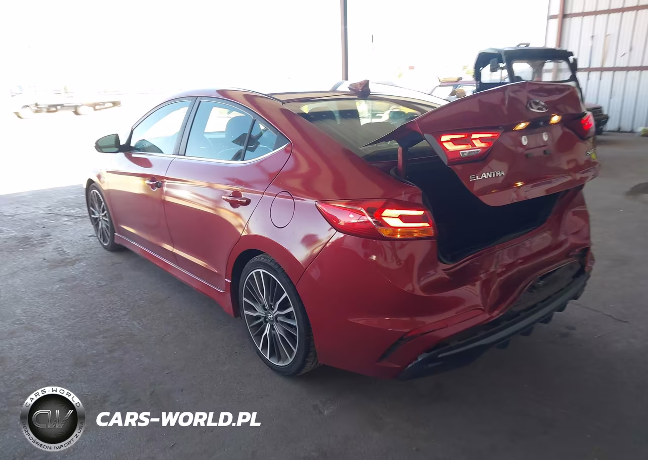 2018 Hyundai Elantra Sport VIN:KMHD04LB0JU454941 - 3