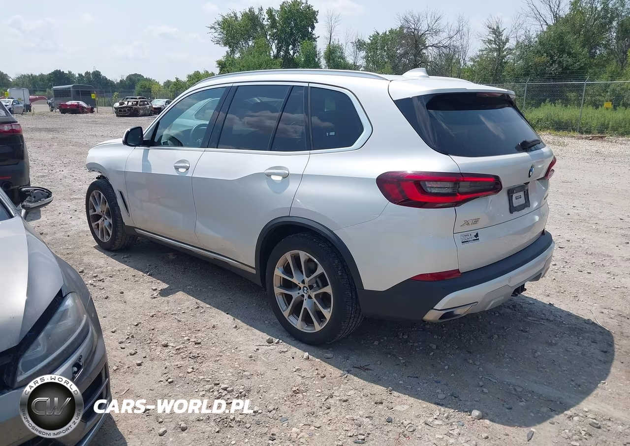 2021 BMW X5 xDrive40I VIN:5UXCR6C0XM9G96614 - 3