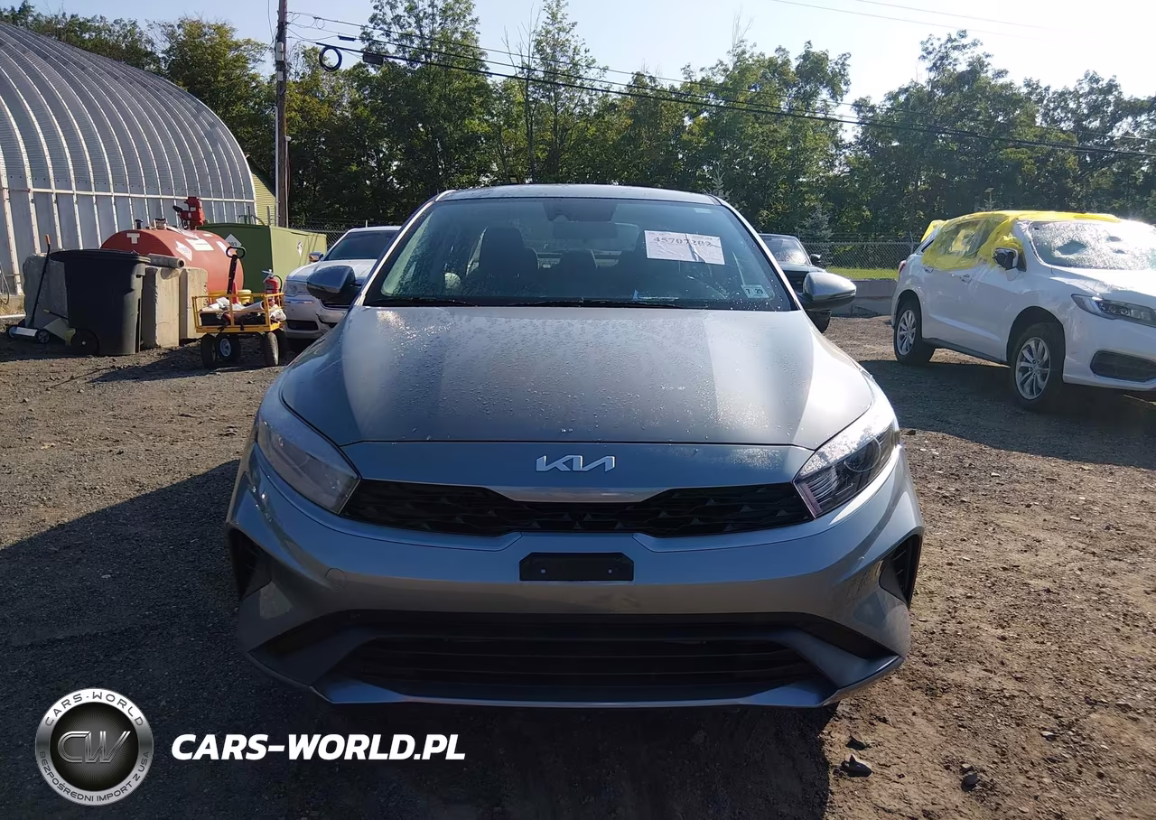 2024 Kia Forte Lxs VIN:3KPF24AD7RE760184 - 6