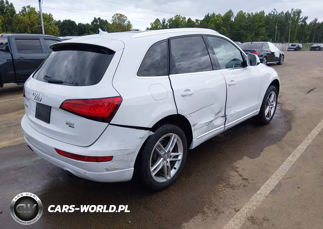 2014 Audi Q5 2.0T Premium VIN:WA1LFAFP8EA063512 - 4