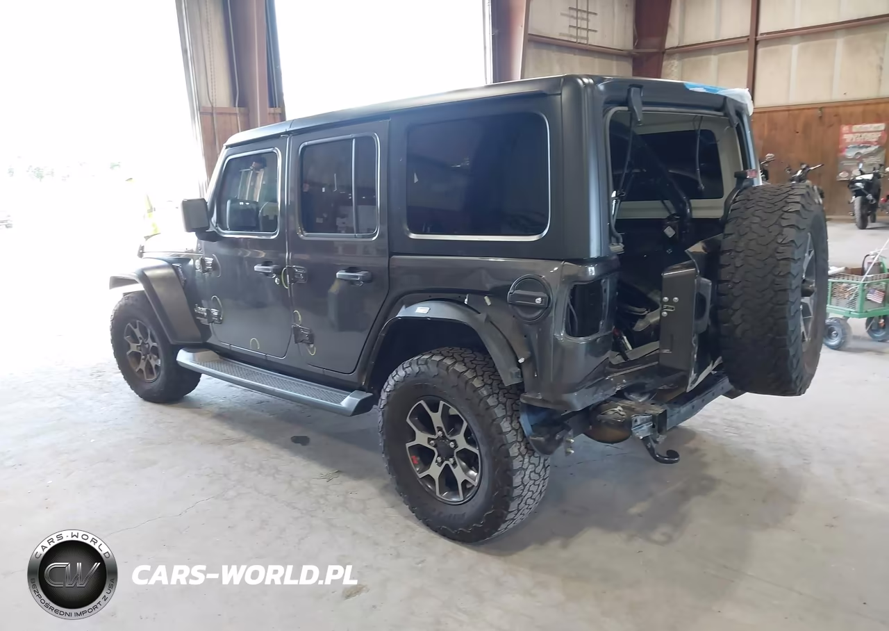 2019 Jeep Wrangler Unlimited Sport S 4X4 VIN:1C4HJXDN5KW636167 - 3