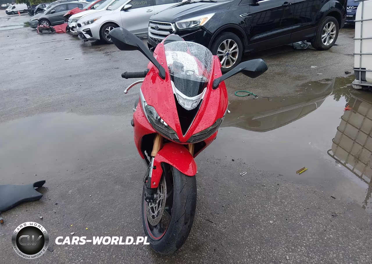 2016 Triumph Motorcycle Daytona 675 VIN:SMTA01YK8GJ733225 - 5