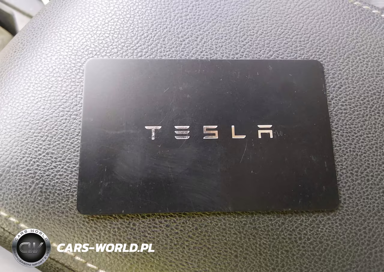 2024 Tesla Model 3 Long Range Dual Motor All-Wheel Drive VIN:5YJ3E1EB3RF829495 - 11