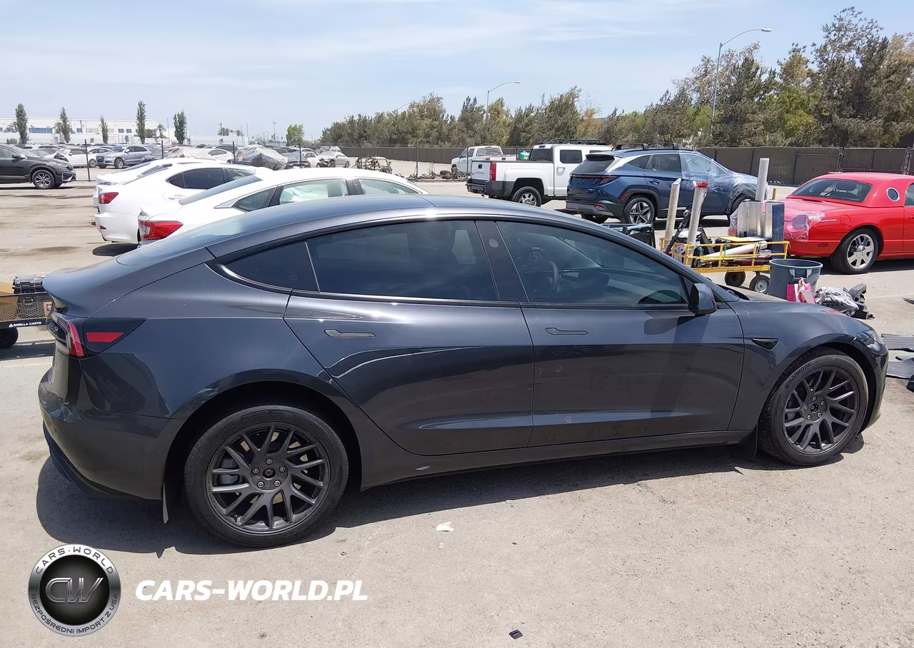 2024 Tesla Model 3 Long Range Dual Motor All-Wheel Drive VIN:5YJ3E1EB3RF829495 - 15