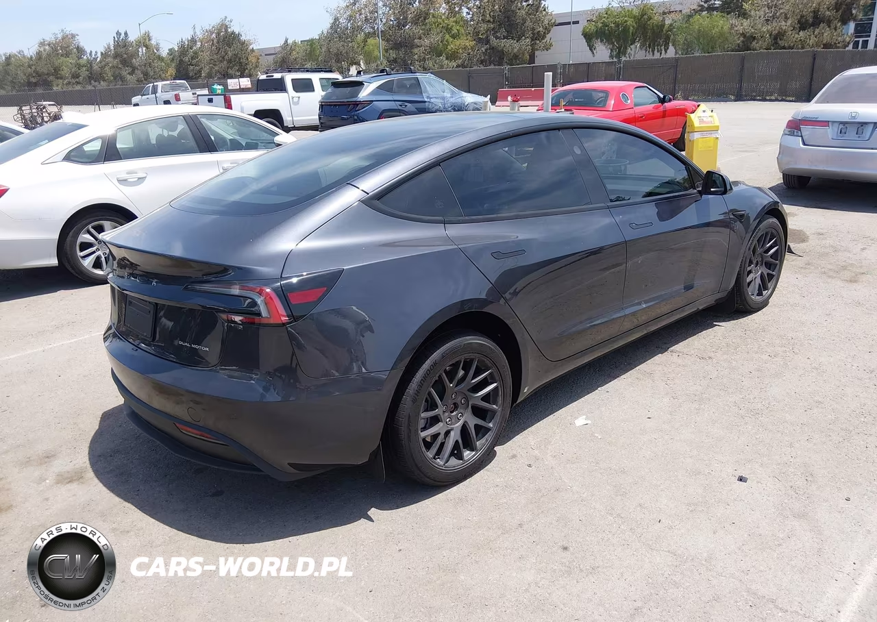 2024 Tesla Model 3 Long Range Dual Motor All-Wheel Drive VIN:5YJ3E1EB3RF829495 - 4