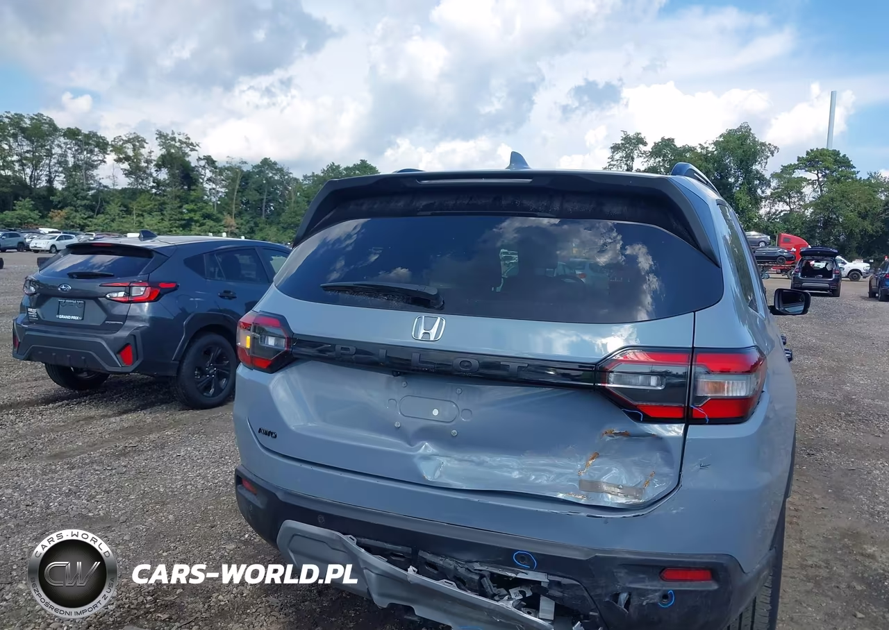 2025 Honda Pilot Trailsport VIN:5FNYG1H6XSB042211 - 16