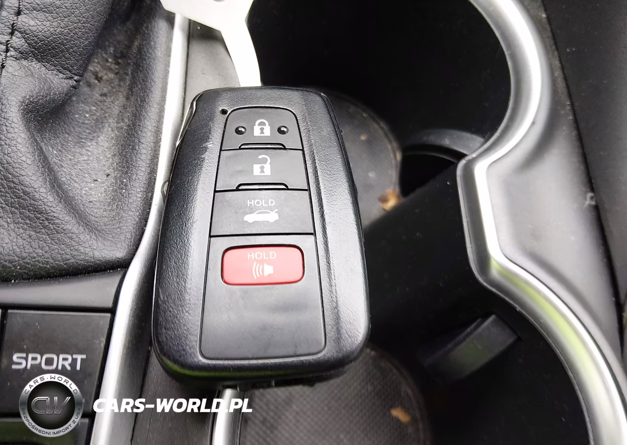 2021 Toyota Camry Le Hybrid VIN:4T1H31AK6MU556288 - 11