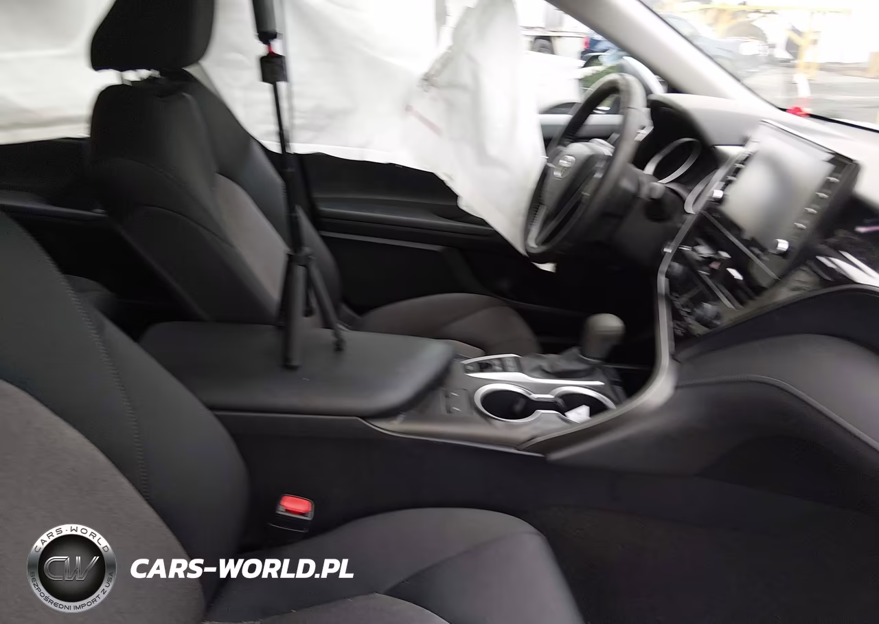 2021 Toyota Camry Le Hybrid VIN:4T1H31AK6MU556288 - 5