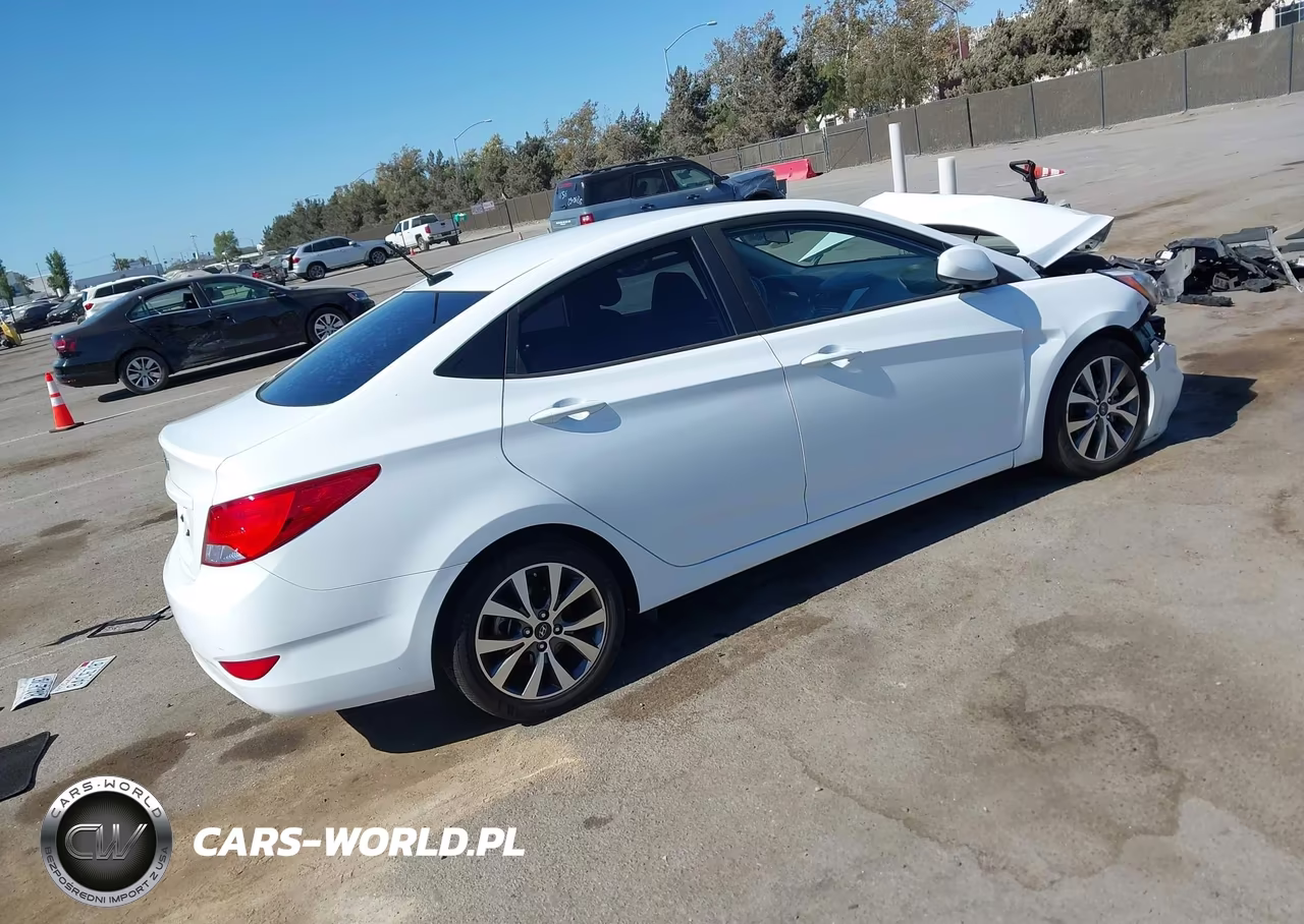 2017 Hyundai Accent Value Edition VIN:KMHCT4AE2HU348033 - 4
