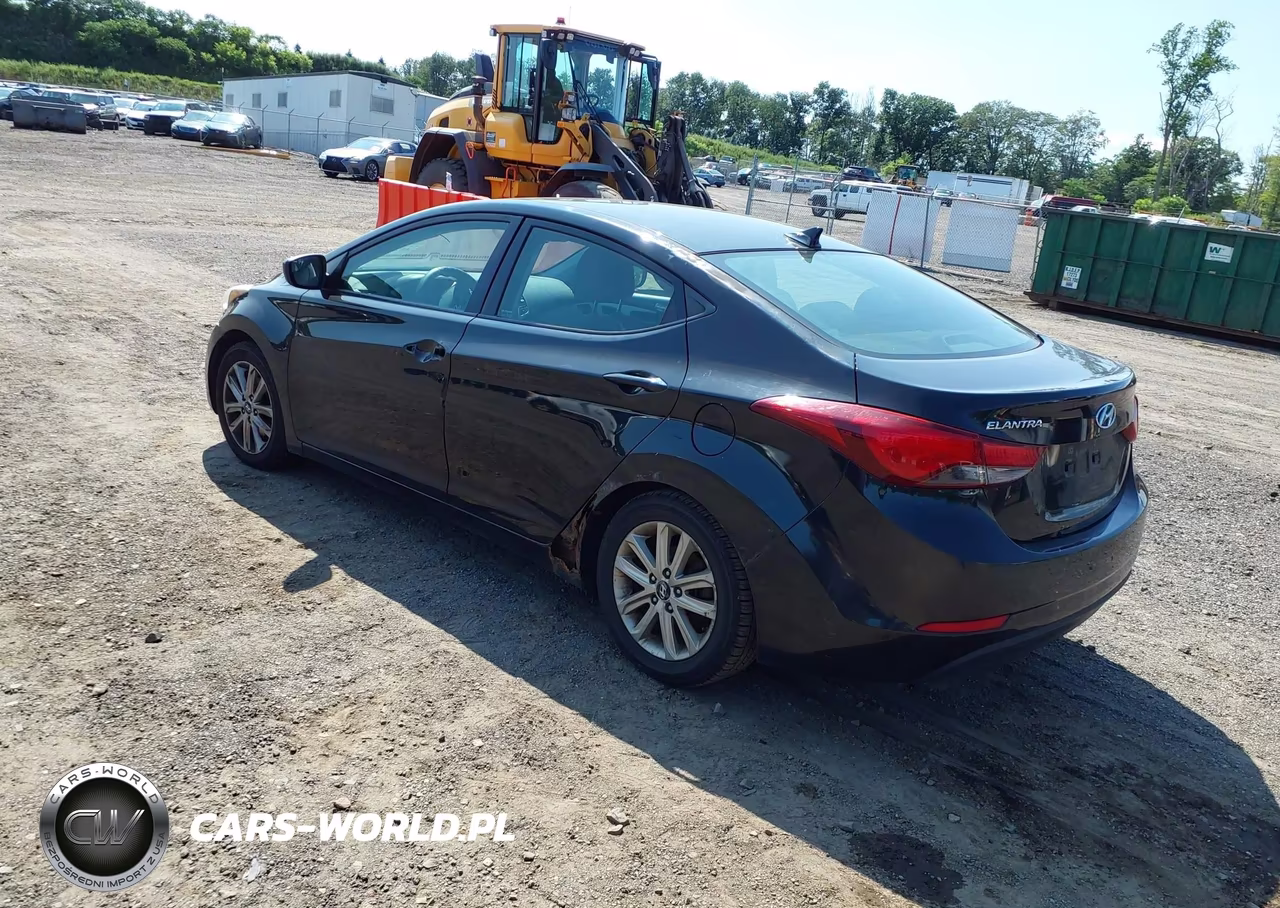 2014 Hyundai Elantra Se VIN:5NPDH4AE7EH535736 - 3