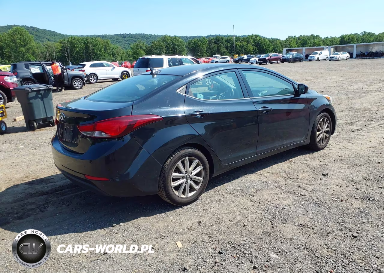 2014 Hyundai Elantra Se VIN:5NPDH4AE7EH535736 - 4