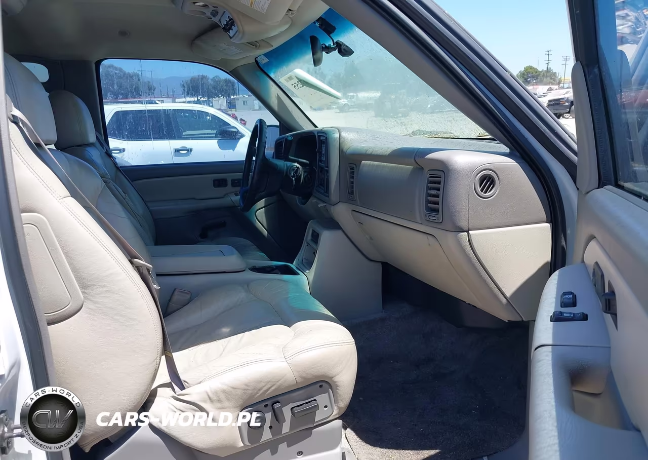 2001 Chevrolet Tahoe Lt VIN:1GNEC13T01R110415 - 5