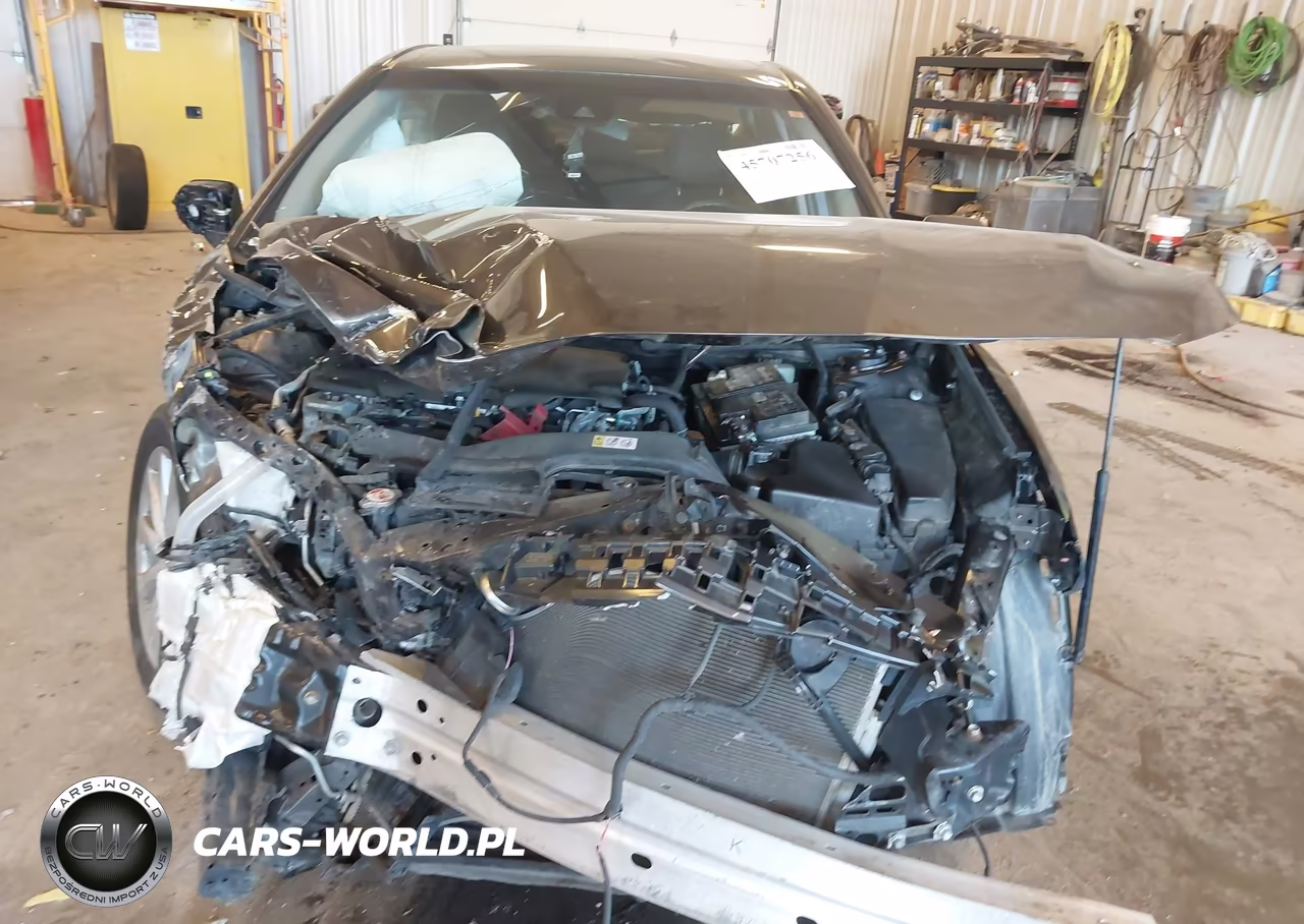 2018 Toyota Camry Le VIN:JTNB11HK7J3022431 - 12