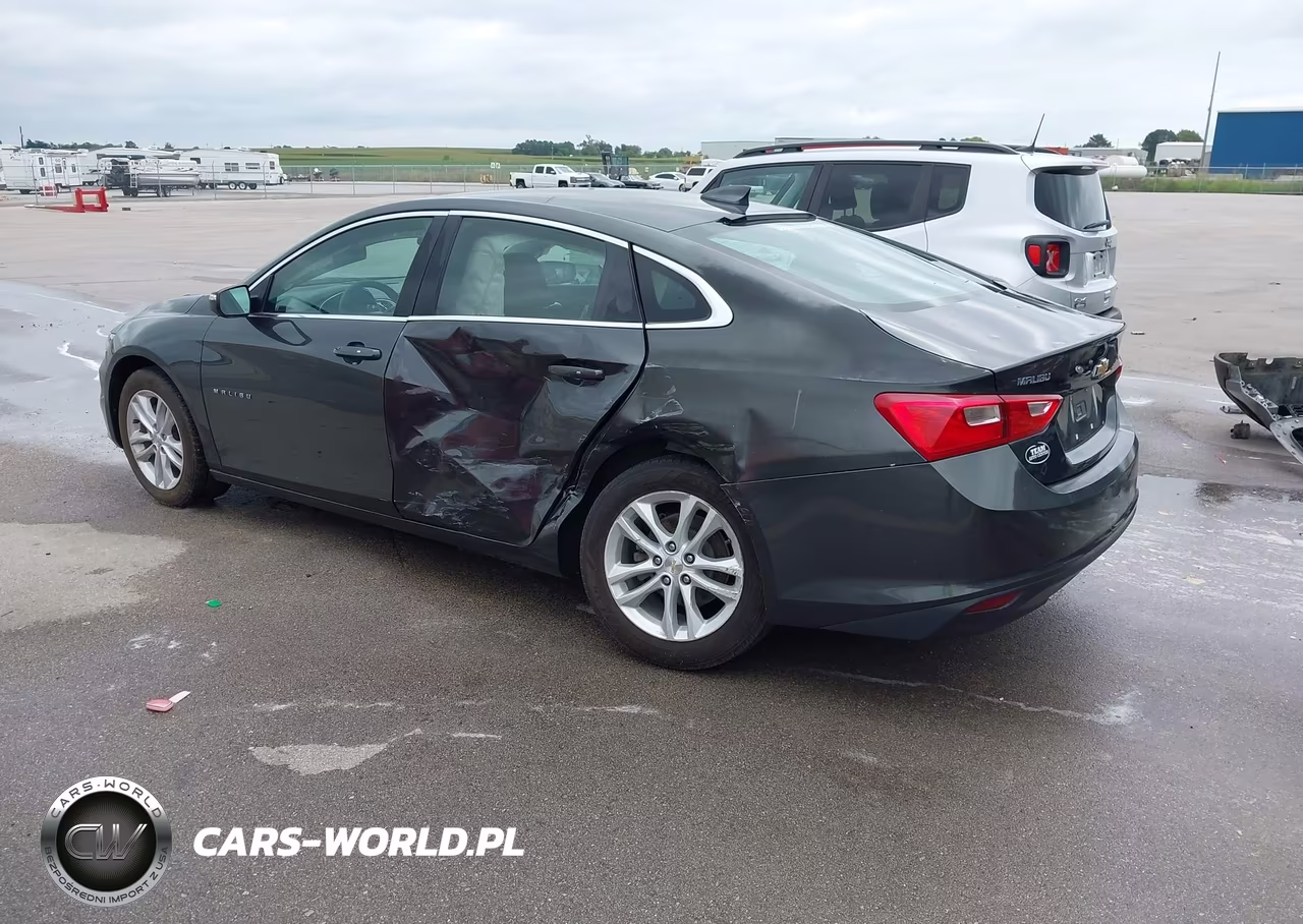 2018 Chevrolet Malibu Lt VIN:1G1ZD5ST2JF151820 - 3
