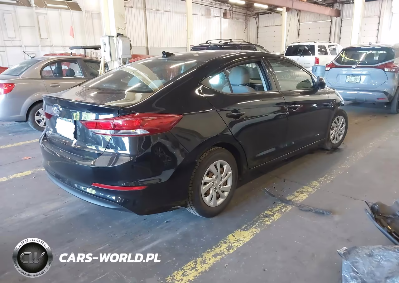 2017 Hyundai Elantra Se VIN:5NPD74LF0HH192460 - 4