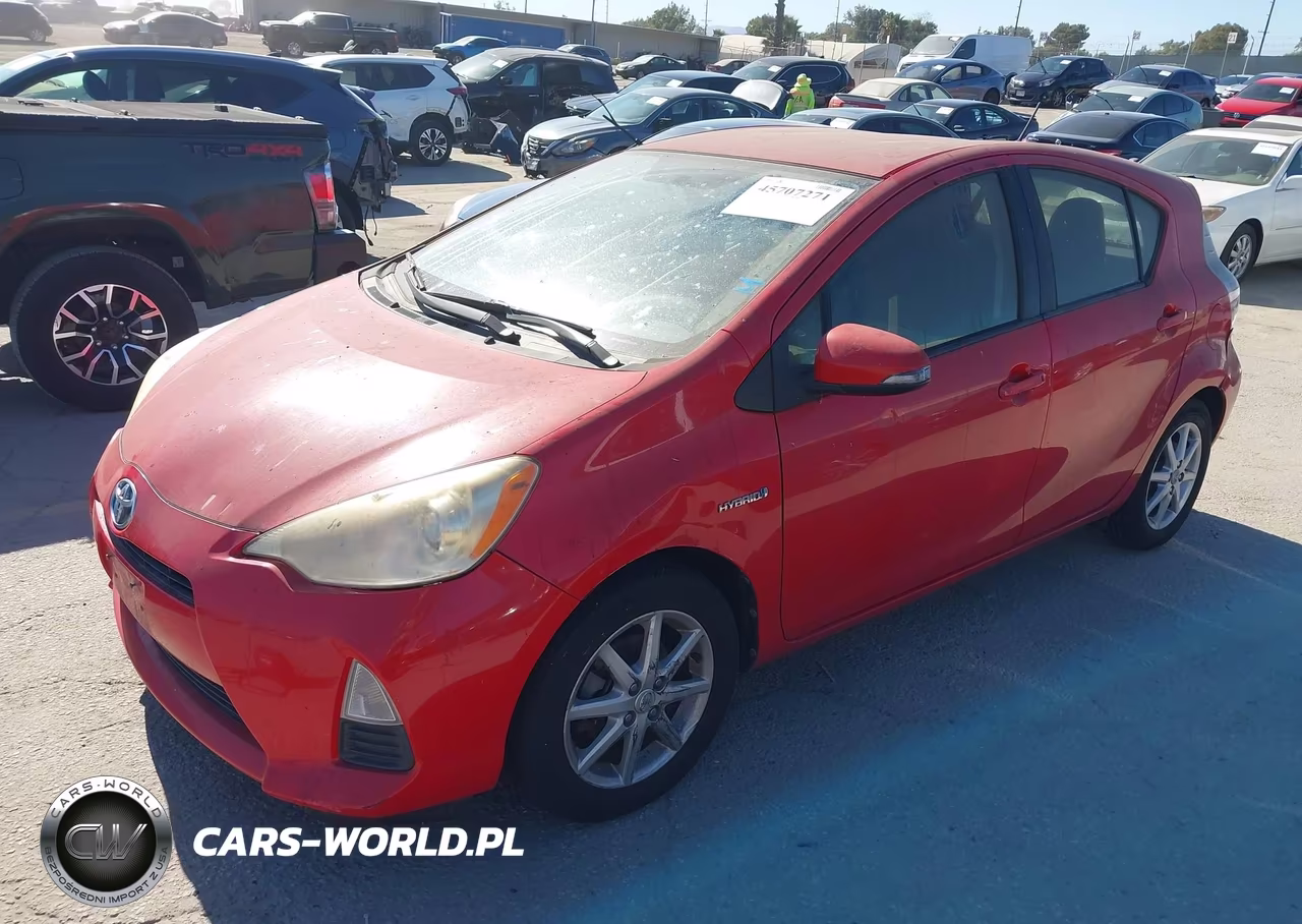 2013 Toyota Prius C Three VIN:JTDKDTB36D1542001 - 2