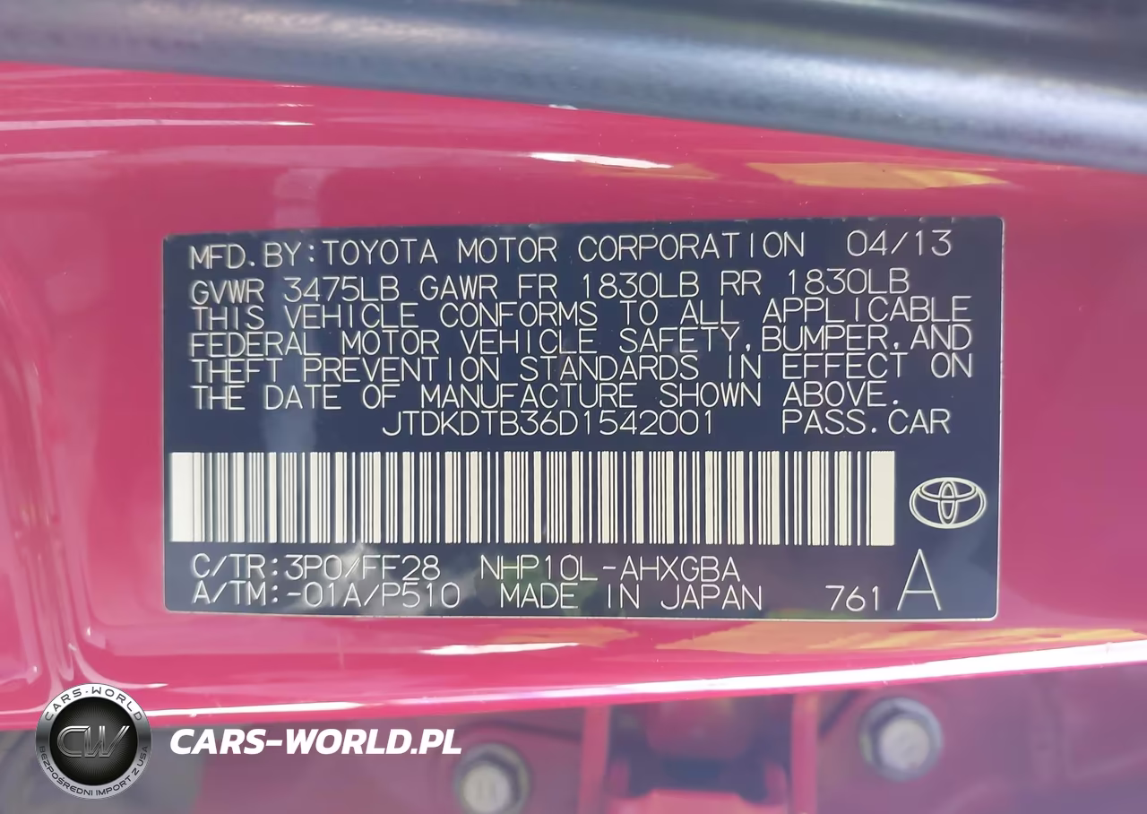 2013 Toyota Prius C Three VIN:JTDKDTB36D1542001 - 9